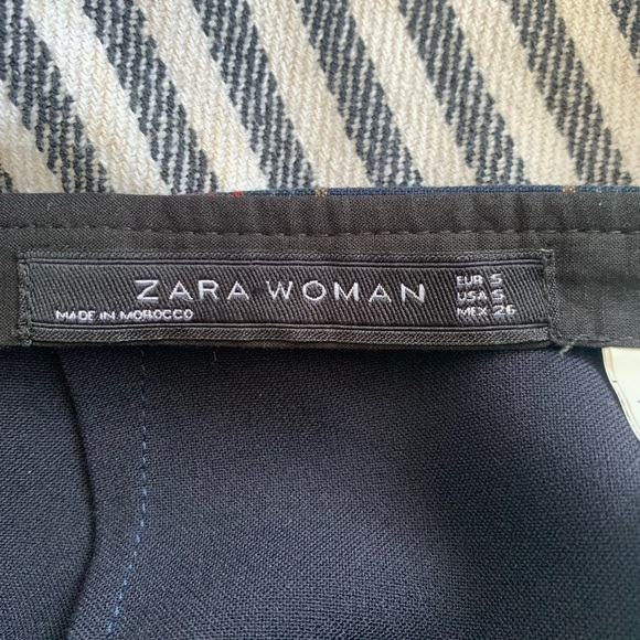 ZARA WOMAN PLAID Mini Skirt - Picture 3 of 3